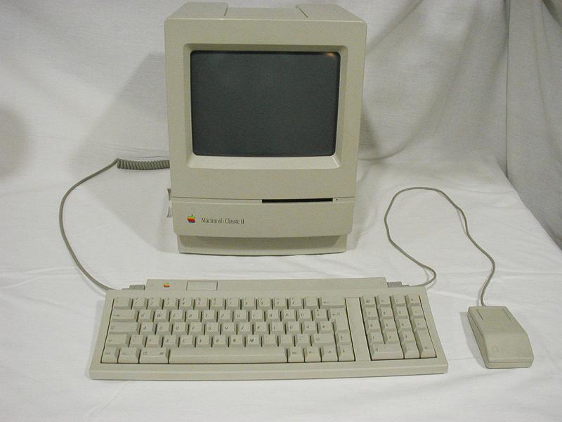 Apple Mac Classic (1).jpg